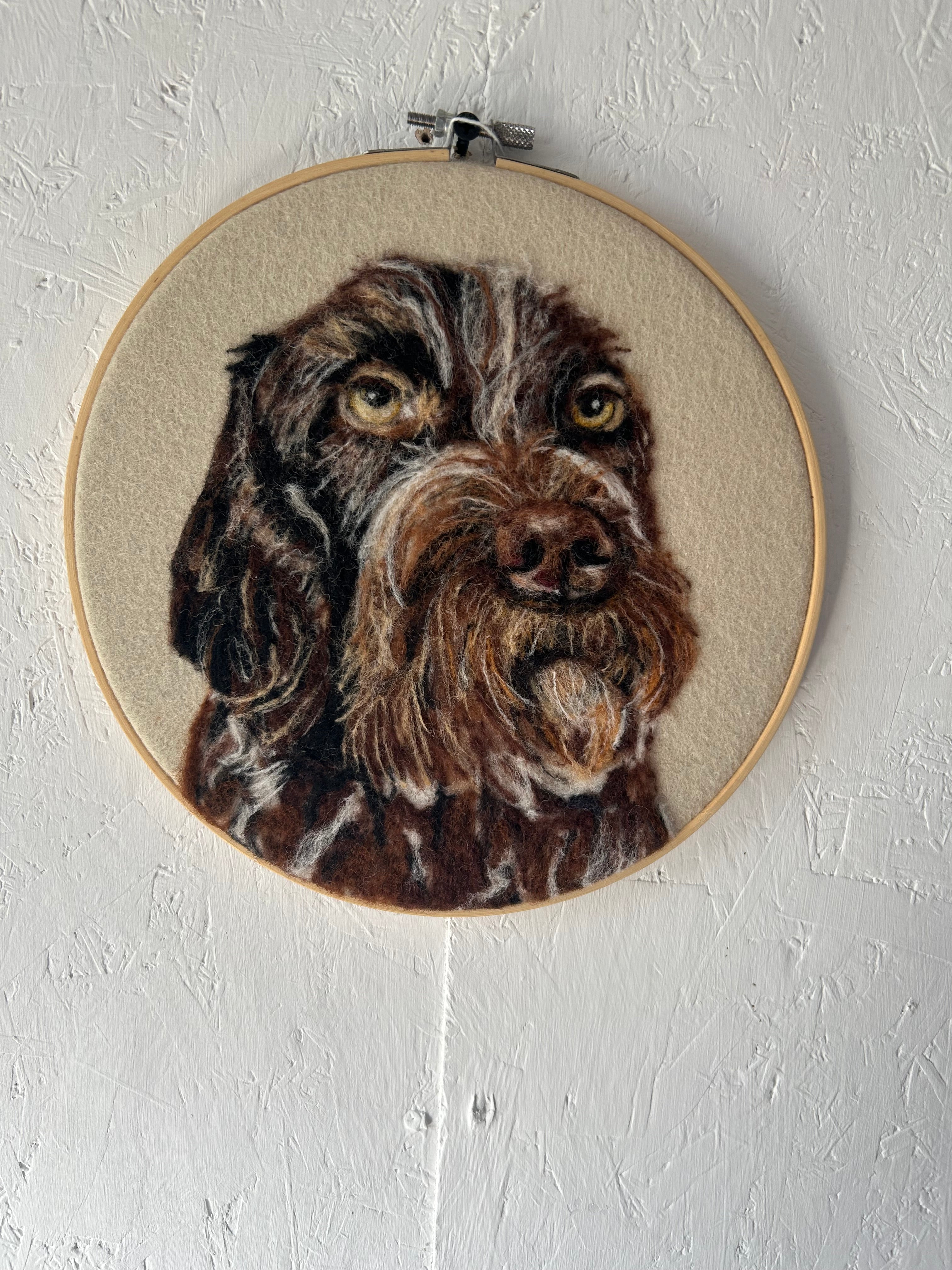 Pointer portrait needle felted